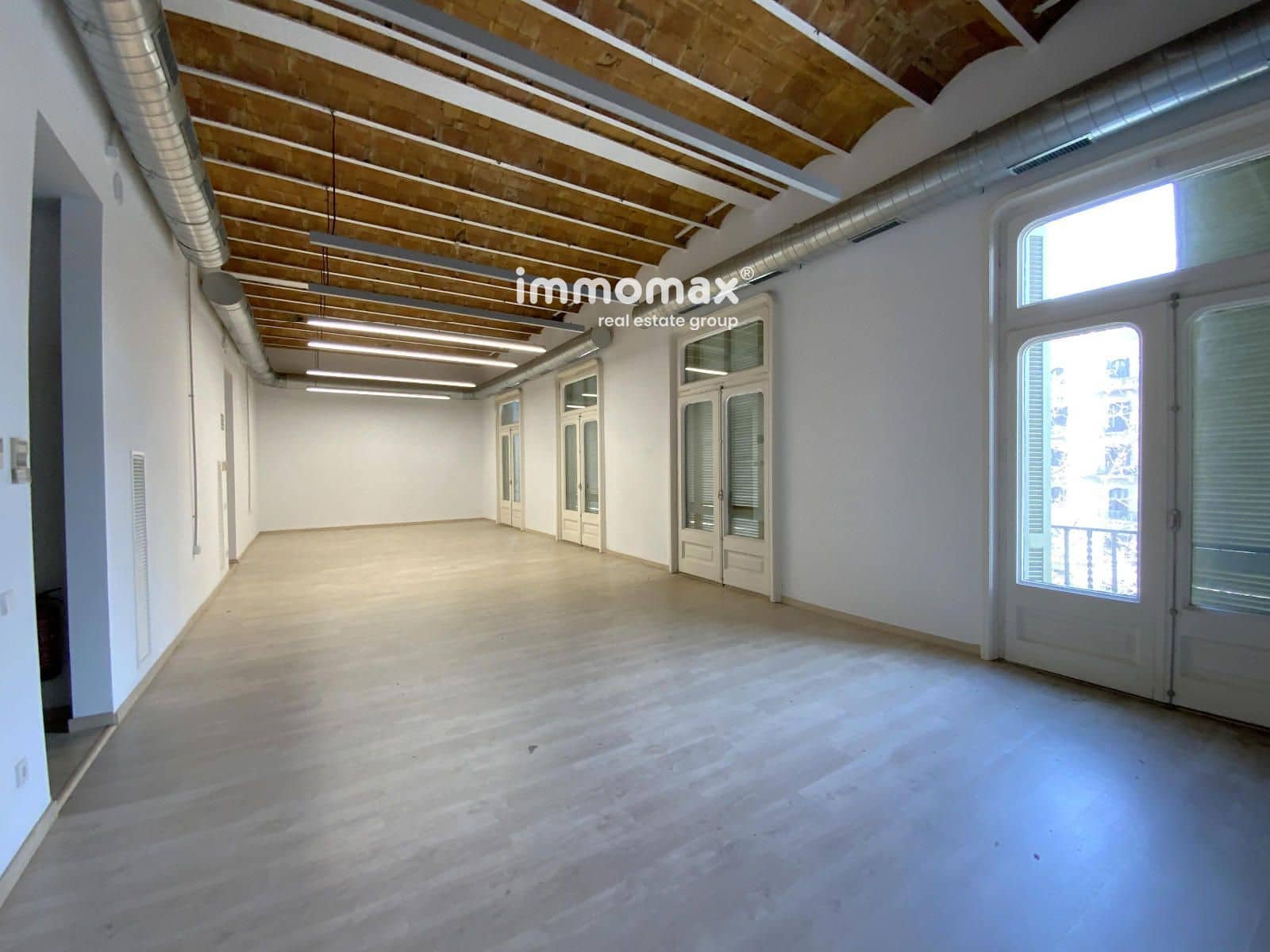 Toimisto vuokrattavana paikassa Barcelona kaupunki - 10 392 € (Ref: 9665531)