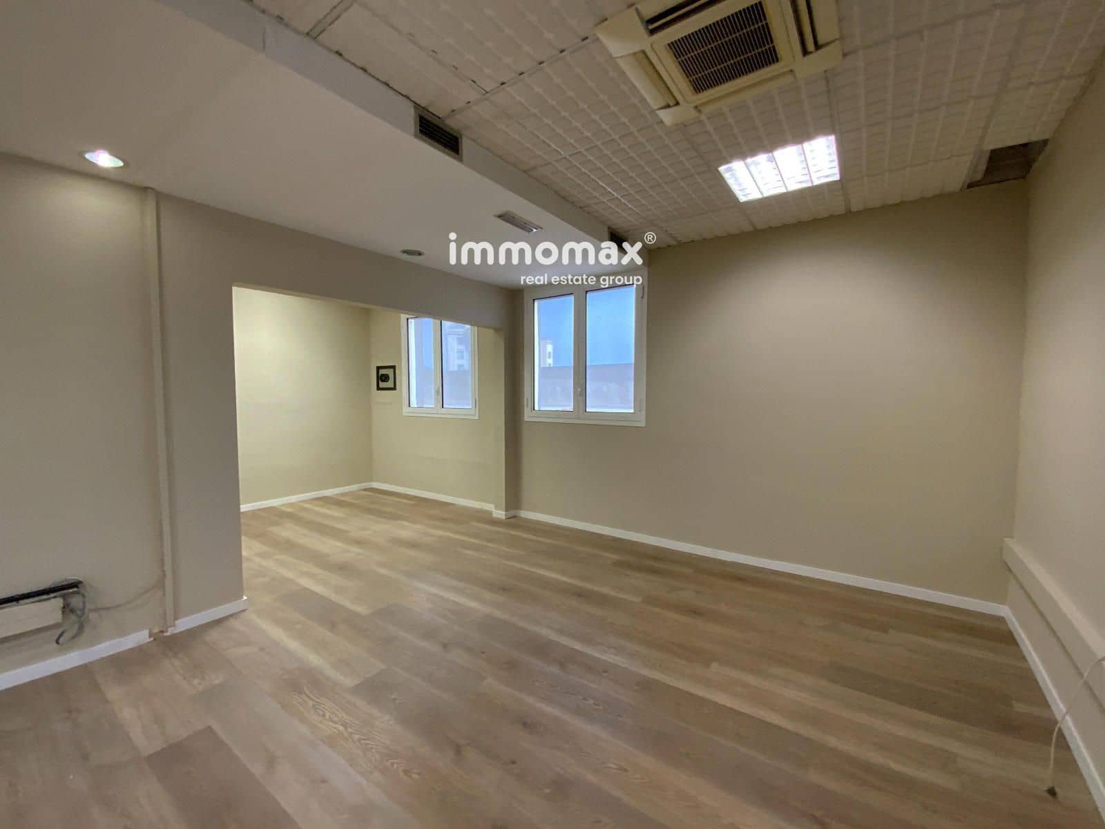 Kontor til leie i Barcelona by - € 2 184 (Ref: 9665533)