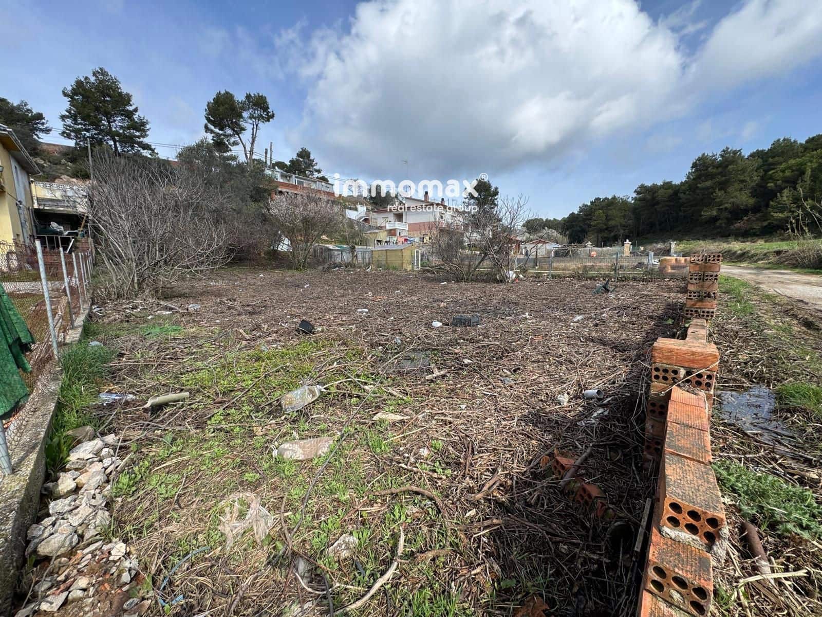 Building Plot for sale in El Bruc - € 30,000 (Ref: 9677899)