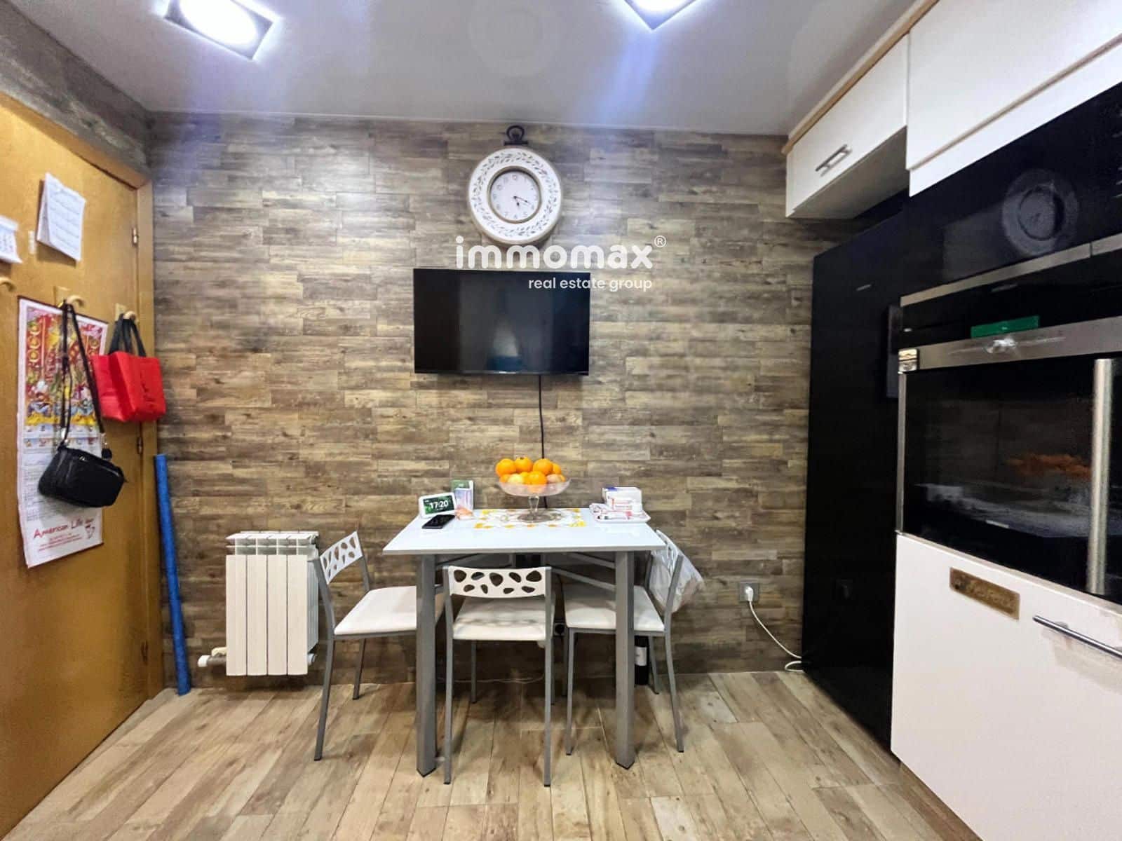 4 bedroom Flat for sale in Sant Boi de Llobregat with pool garage - € 420,000 (Ref: 9696760)