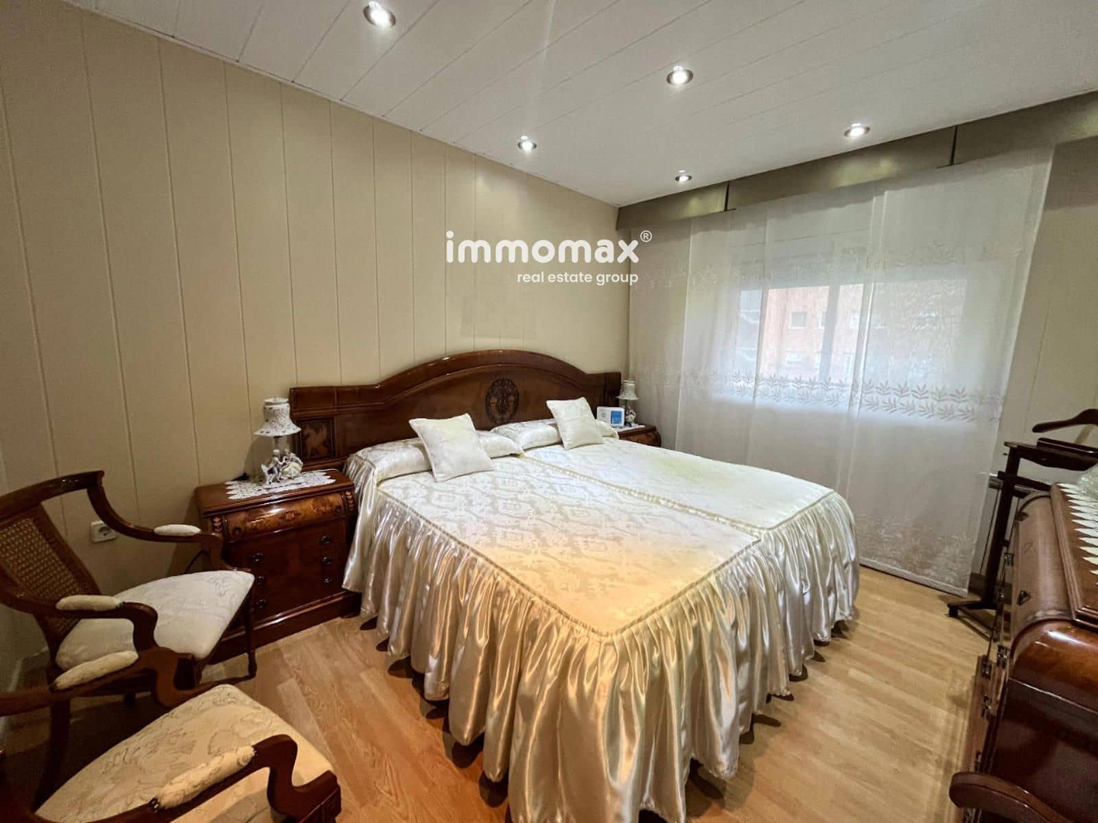 4 bedroom Flat for sale in Sant Boi de Llobregat with pool garage - € 420,000 (Ref: 9696760)