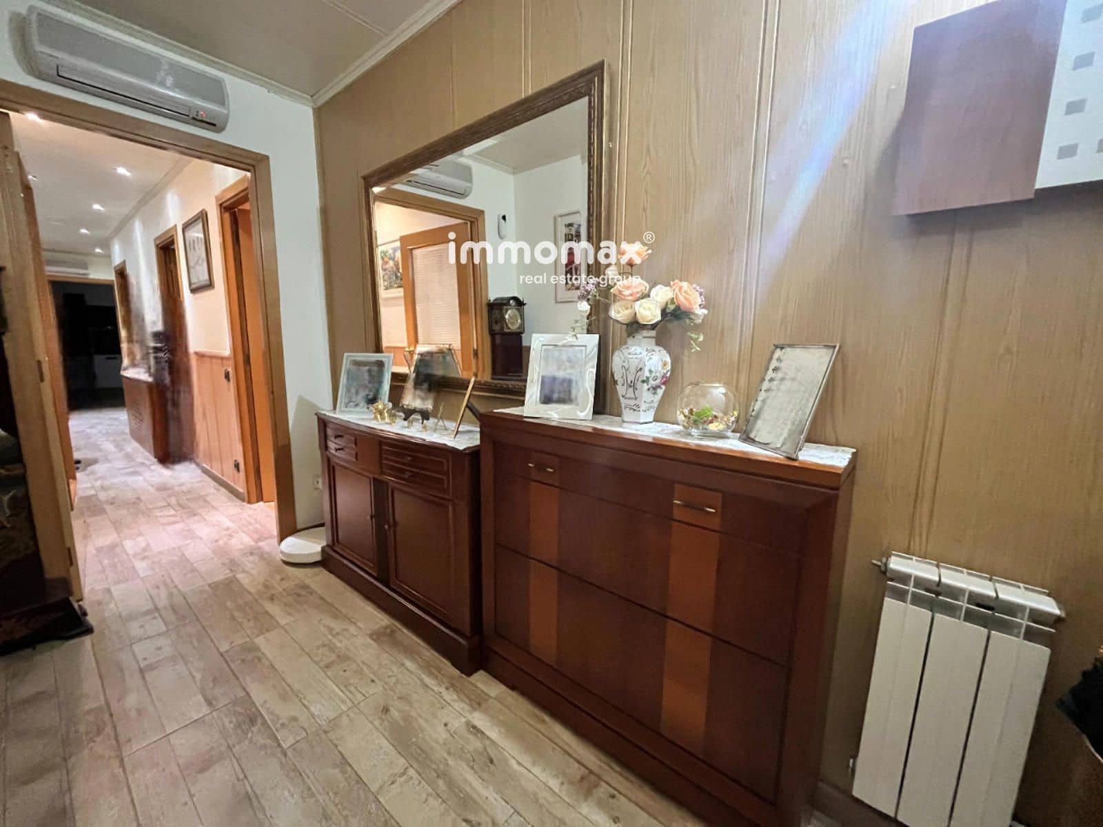 4 bedroom Flat for sale in Sant Boi de Llobregat with pool garage - € 420,000 (Ref: 9696760)