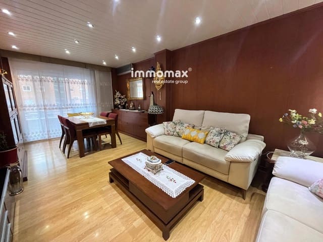 Piso de 4 habitaciones en Sant Boi de Llobregat en venta con piscina garaje - 420.000 € (Ref: 9696760)