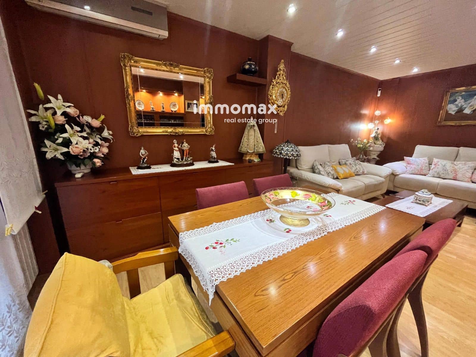 4 bedroom Flat for sale in Sant Boi de Llobregat with pool garage - € 420,000 (Ref: 9696760)