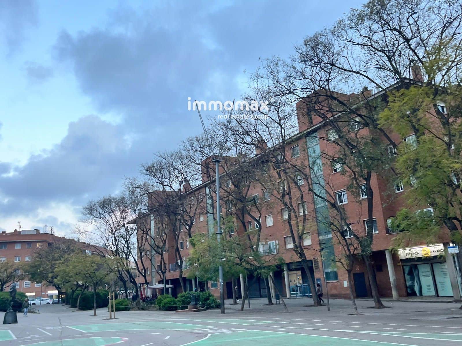 4 bedroom Flat for sale in Sant Boi de Llobregat with pool garage - € 420,000 (Ref: 9696760)