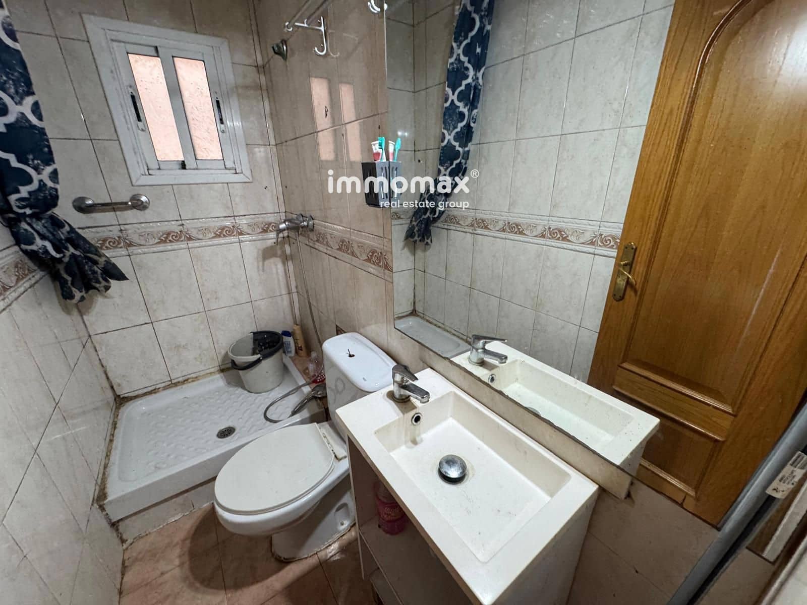 3 bedroom Flat for sale in Sant Boi de Llobregat - € 149,000 (Ref: 9707717)