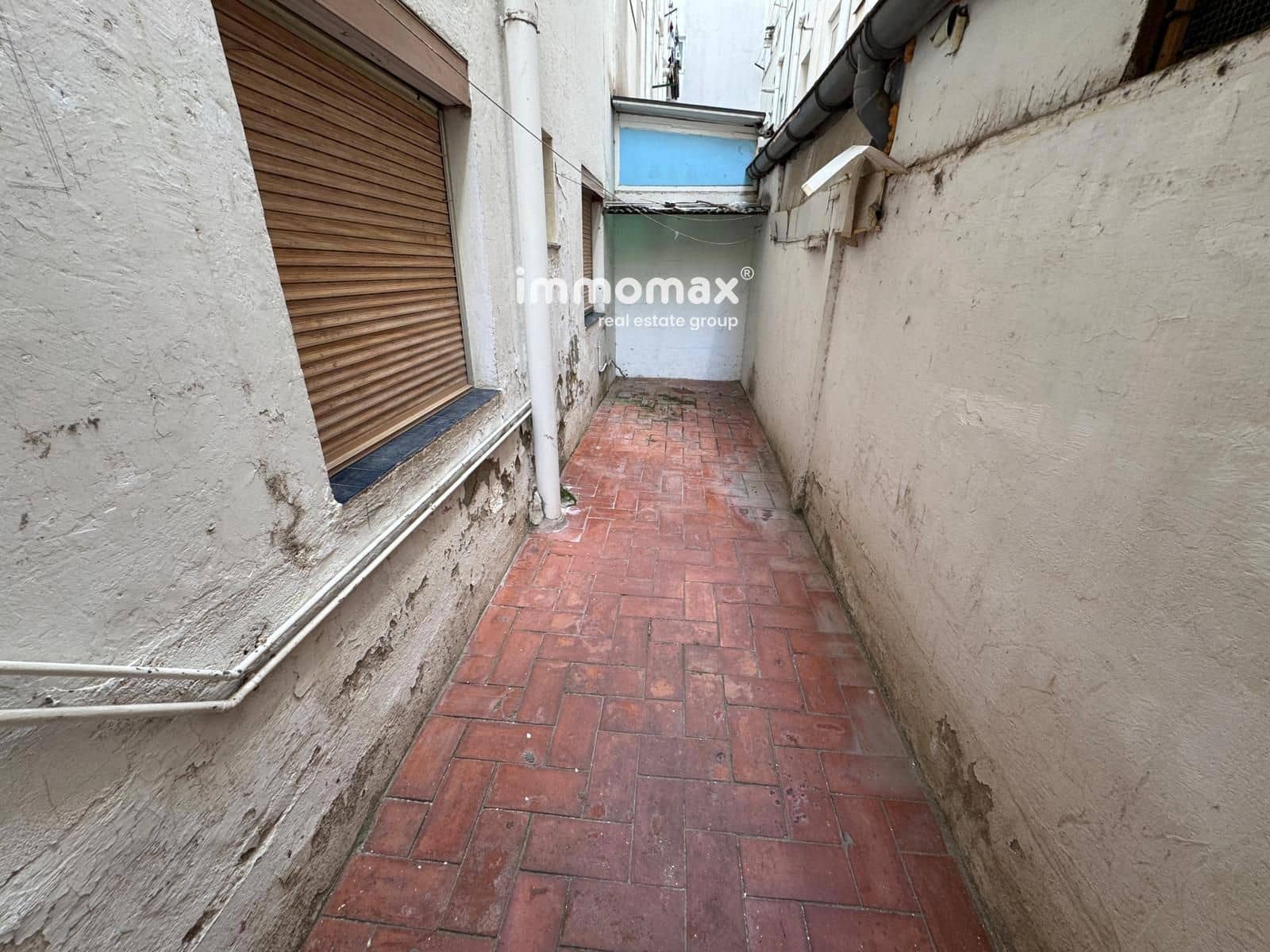 3 bedroom Flat for sale in Sant Boi de Llobregat - € 149,000 (Ref: 9707717)