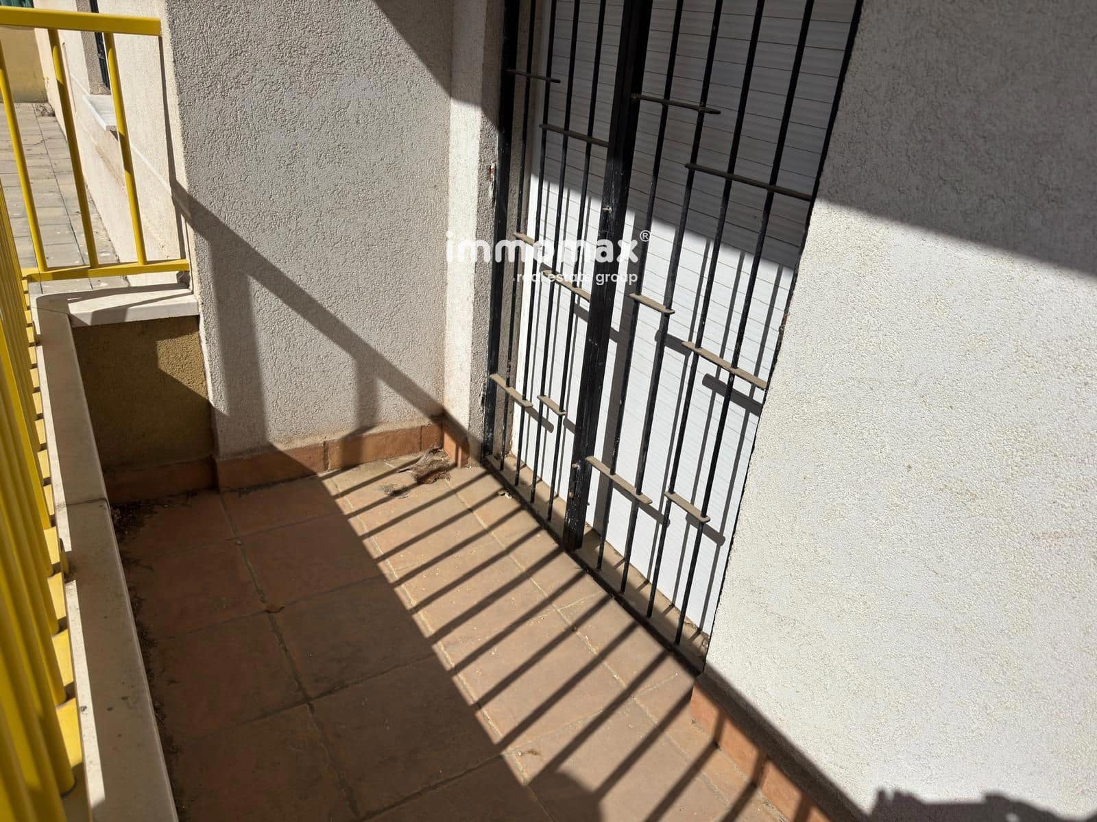 3 bedroom Flat for sale in Sant Boi de Llobregat - € 149,000 (Ref: 9707717)