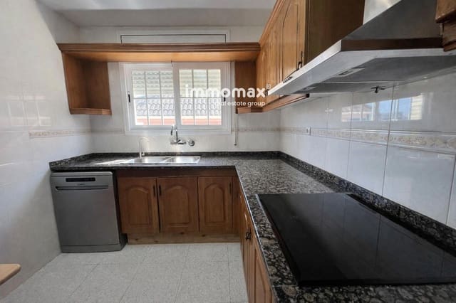 5 sypialnia Willa na sprzedaż w Vilanova i la Geltrú z garażem - 350 000 € (Ref: 9716755)