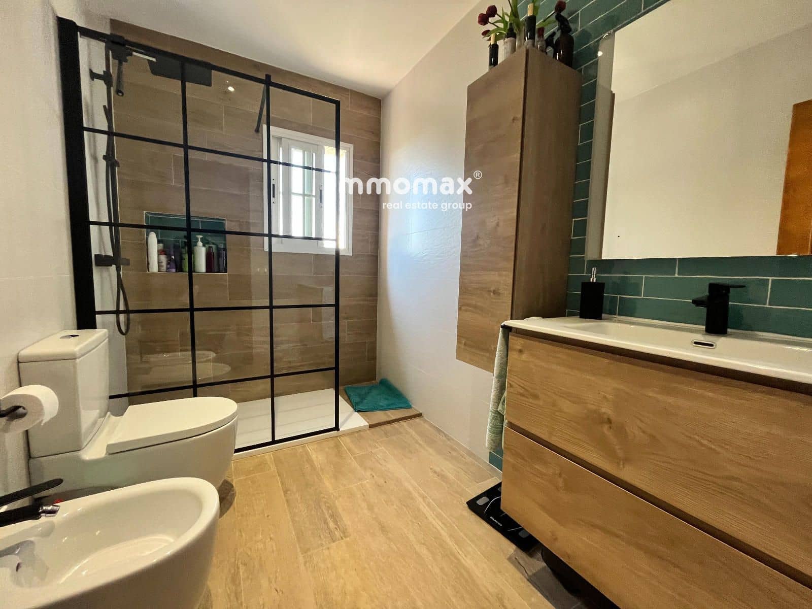 4 makuuhuone Huvila myytävänä paikassa Vilanova i la Geltru mukana 
autotalli - 350 000 € (Ref: 9716755)