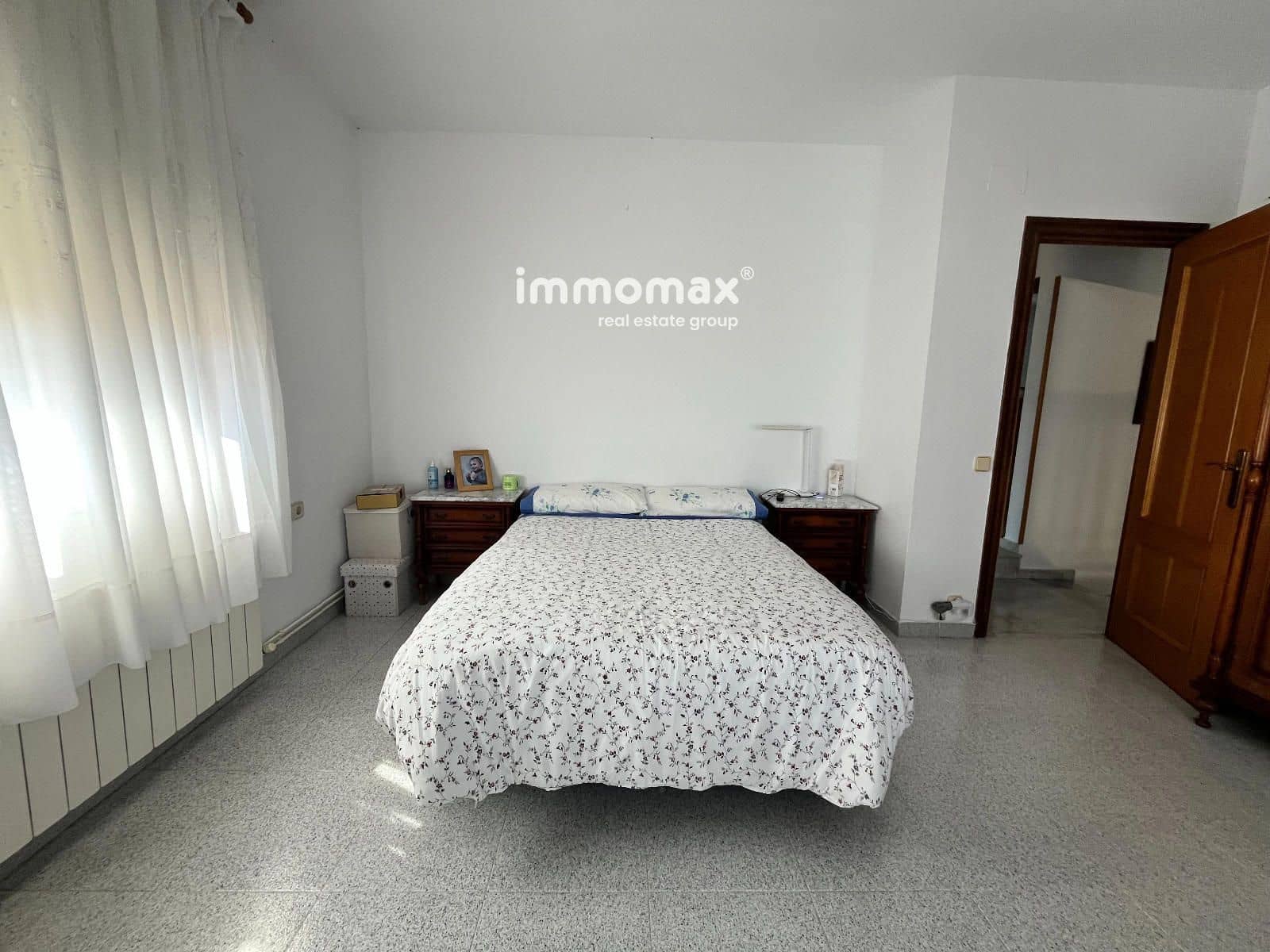 4 makuuhuone Huvila myytävänä paikassa Vilanova i la Geltru mukana 
autotalli - 350 000 € (Ref: 9716755)