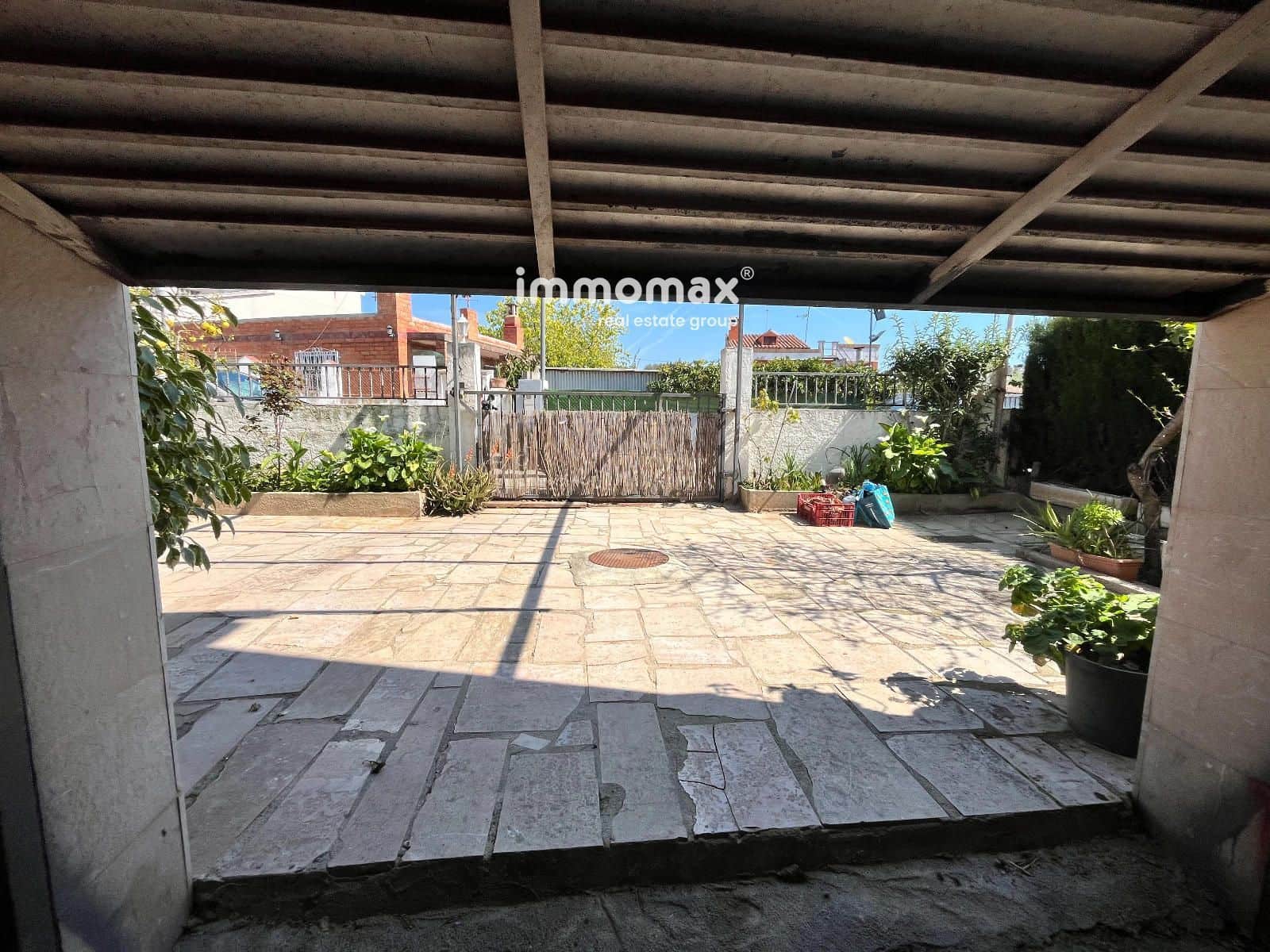 4 makuuhuone Huvila myytävänä paikassa Vilanova i la Geltru mukana 
autotalli - 350 000 € (Ref: 9716755)