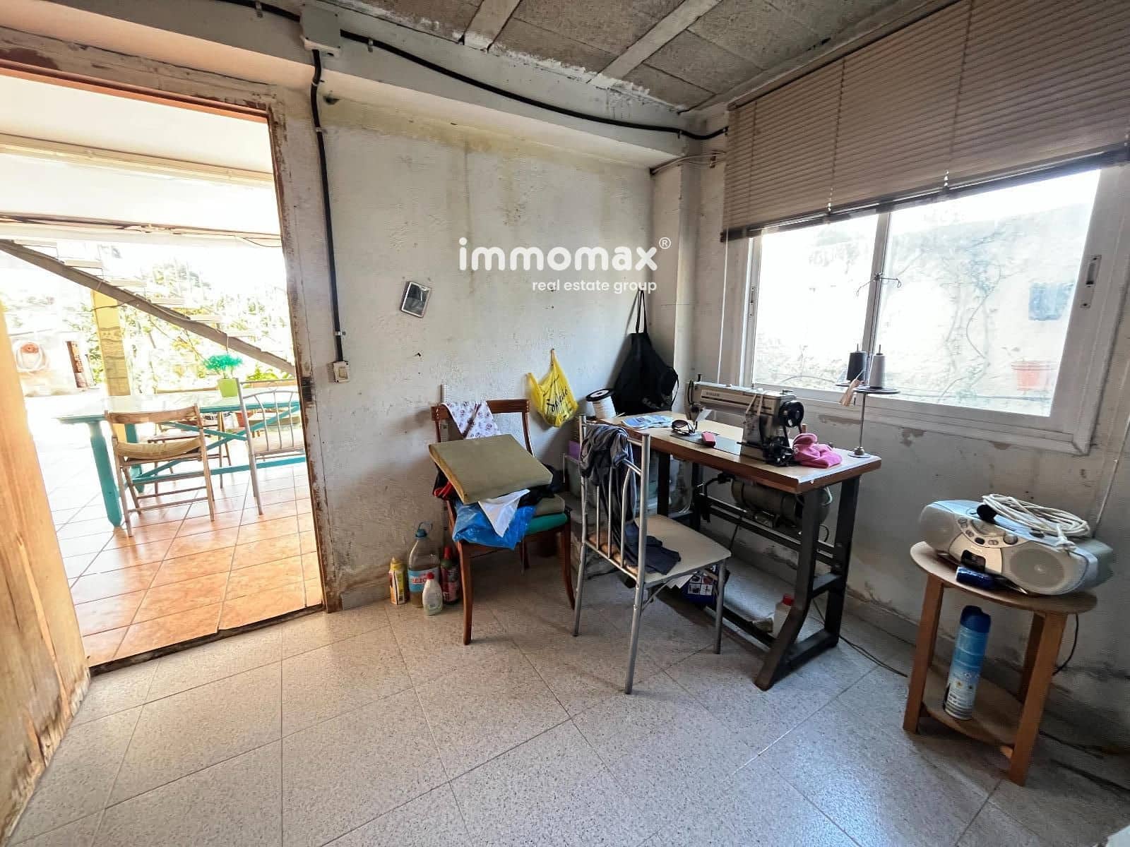 4 makuuhuone Huvila myytävänä paikassa Vilanova i la Geltru mukana 
autotalli - 350 000 € (Ref: 9716755)