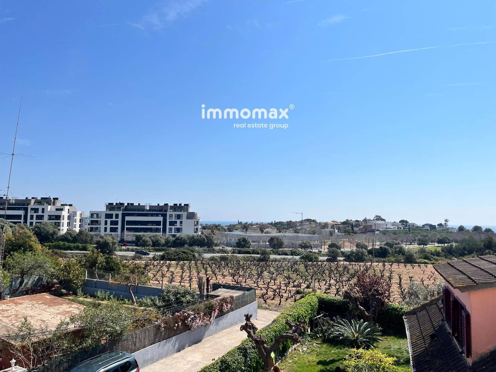 4 makuuhuone Huvila myytävänä paikassa Vilanova i la Geltru mukana 
autotalli - 350 000 € (Ref: 9716755)