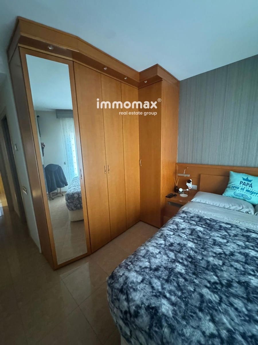 3 slaapkamer Flat te koop in Ripollet met zwembad garage - € 352.000 (Ref: 9720582)