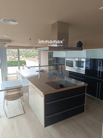 4 quarto Moradia para arrendar em Castelldefels com piscina garagem - 12 000 € (Ref: 9733406)