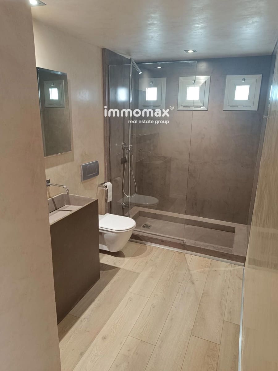 4 bedroom Villa for rent in Castelldefels with pool garage - € 12,000 (Ref: 9733406)