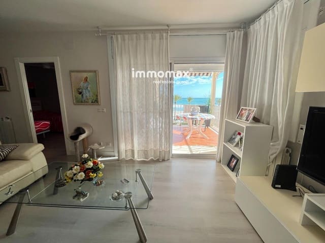 Piso de 3 habitaciones en Calafell en venta con piscina - 320.000 € (Ref: 9736149)