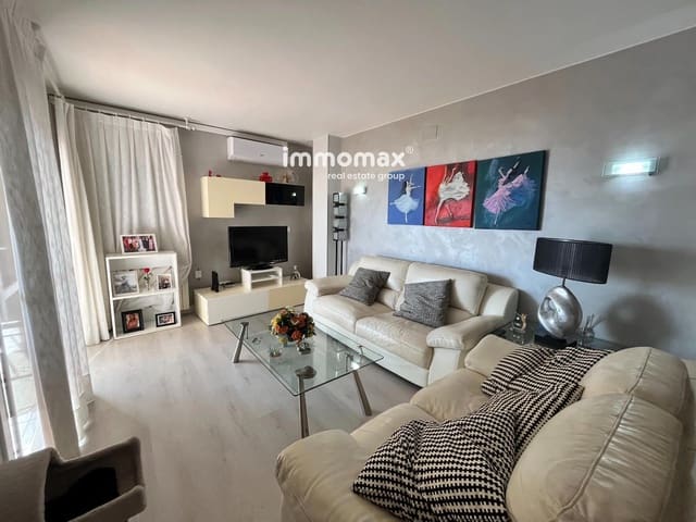 Piso de 3 habitaciones en Calafell en venta con piscina - 320.000 € (Ref: 9736149)