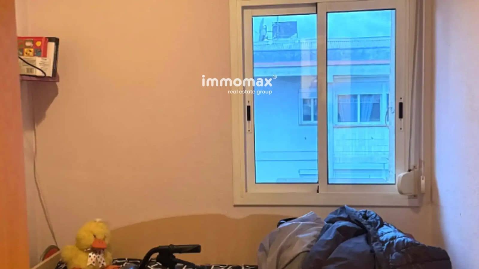 3 bedroom Flat for sale in Cornella de Llobregat - € 196,000 (Ref: 9739141)