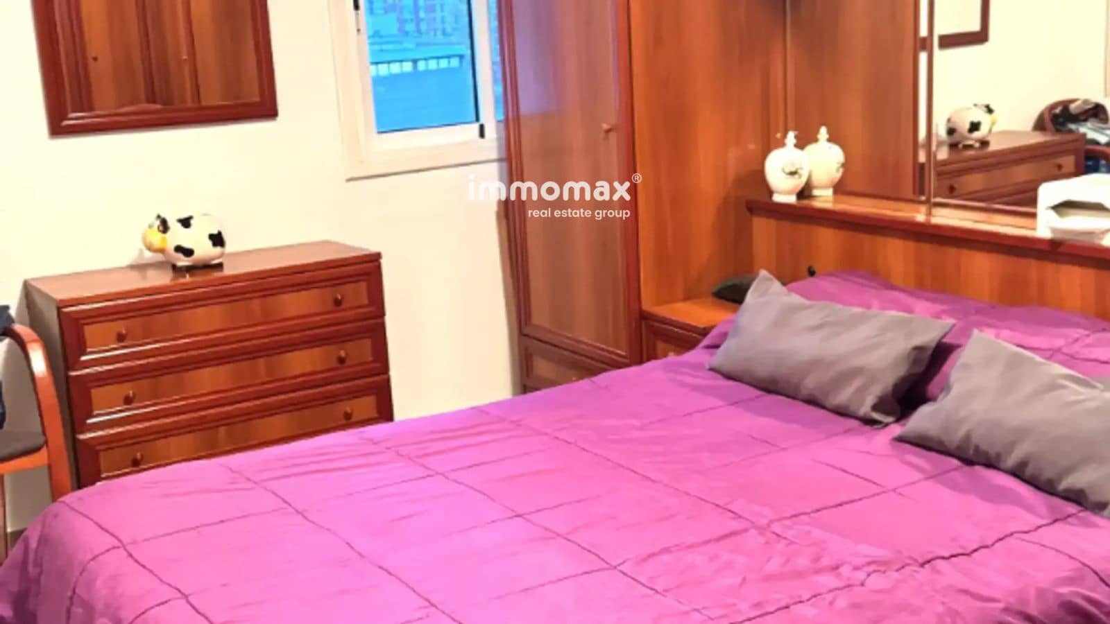 3 bedroom Flat for sale in Cornella de Llobregat - € 196,000 (Ref: 9739141)