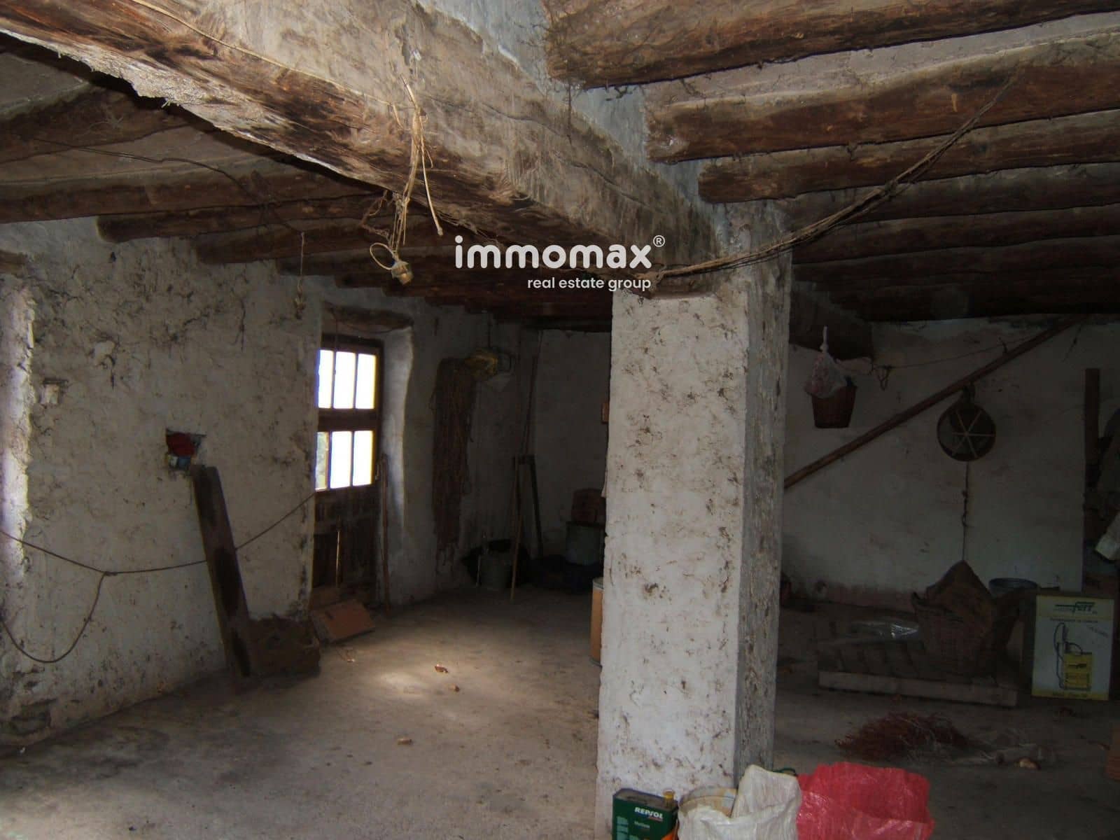 Villa til salgs i Pauls med garasje - € 56 000 (Ref: 9756724)