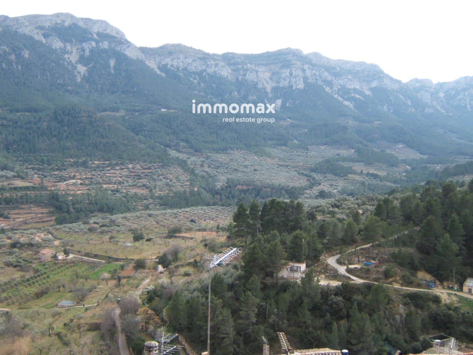 Villa til salgs i Pauls med garasje - € 56 000 (Ref: 9756724)