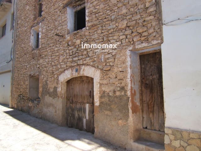 Villa til salgs i Paüls med garasje - € 56 000 (Ref: 9756724)