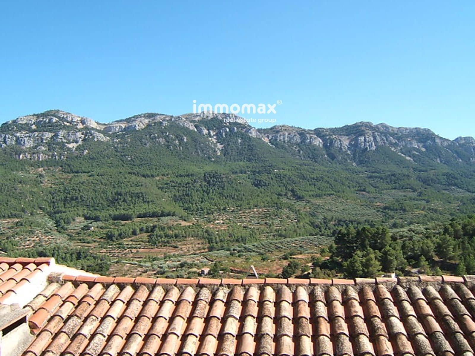 Villa til salgs i Pauls med garasje - € 56 000 (Ref: 9756724)