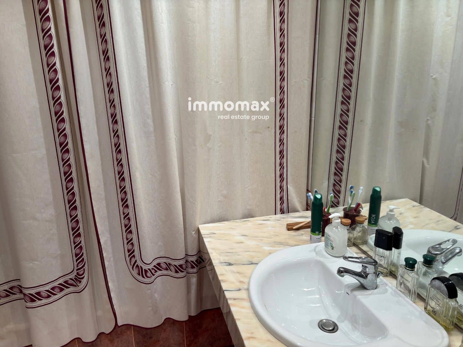 3 sovrum Hus till salu i Vallirana med garage - 420 000 € (Ref: 9770050)