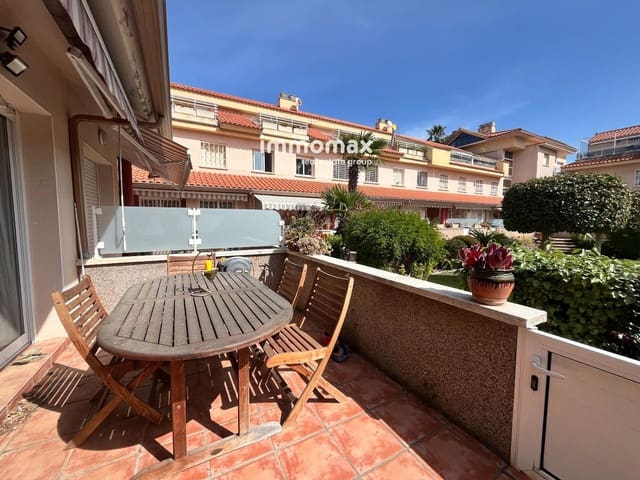 4 sypialnia Dom na sprzedaż w Cubelles z basenem garażem - 450 000 € (Ref: 9778441)