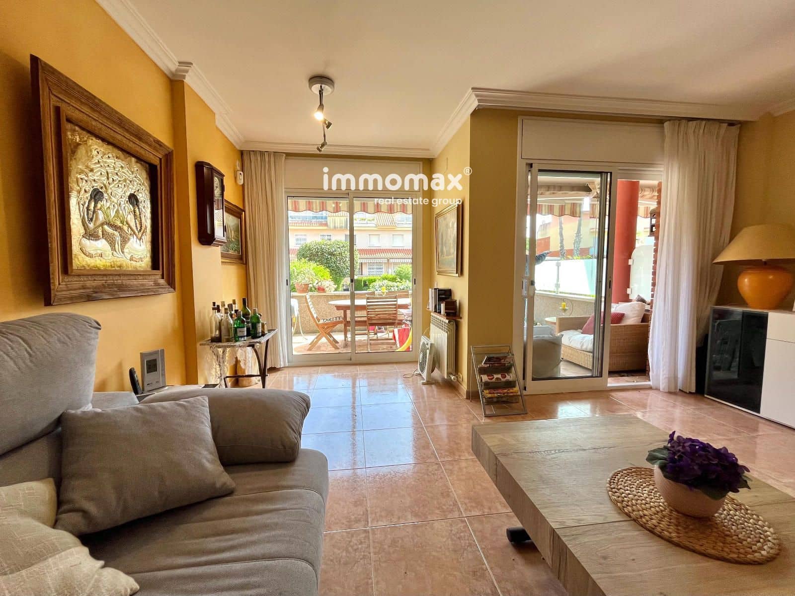 4 bedroom Townhouse for sale in Cubelles with pool garage - € 450,000 (Ref: 9778441)