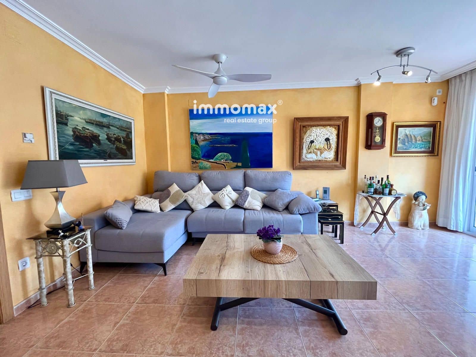 4 bedroom Townhouse for sale in Cubelles with pool garage - € 450,000 (Ref: 9778441)