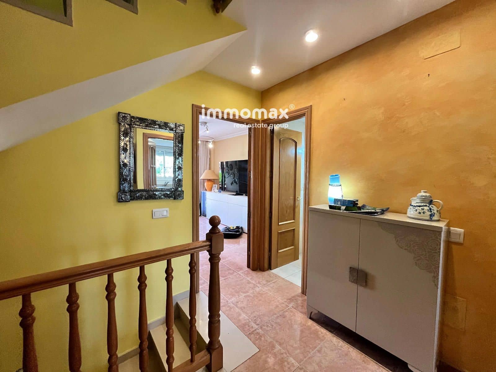 4 bedroom Townhouse for sale in Cubelles with pool garage - € 450,000 (Ref: 9778441)