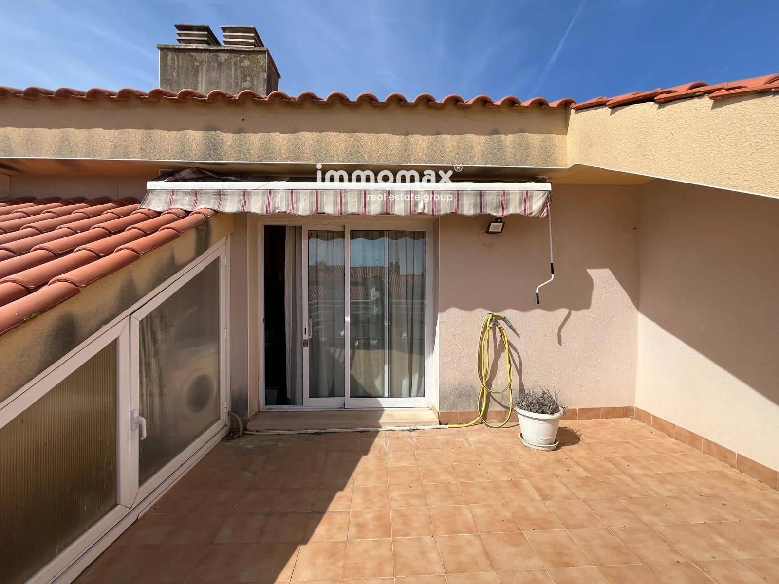 4 bedroom Townhouse for sale in Cubelles with pool garage - € 450,000 (Ref: 9778441)