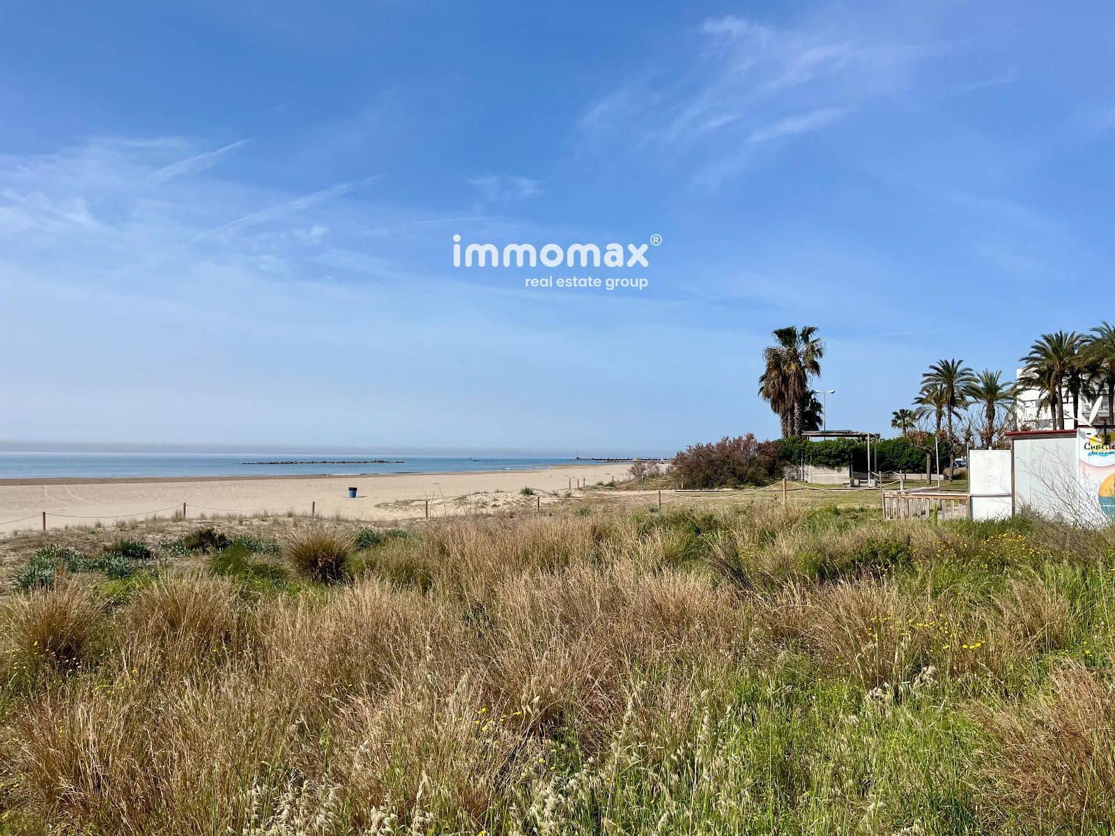 4 bedroom Townhouse for sale in Cubelles with pool garage - € 450,000 (Ref: 9778441)