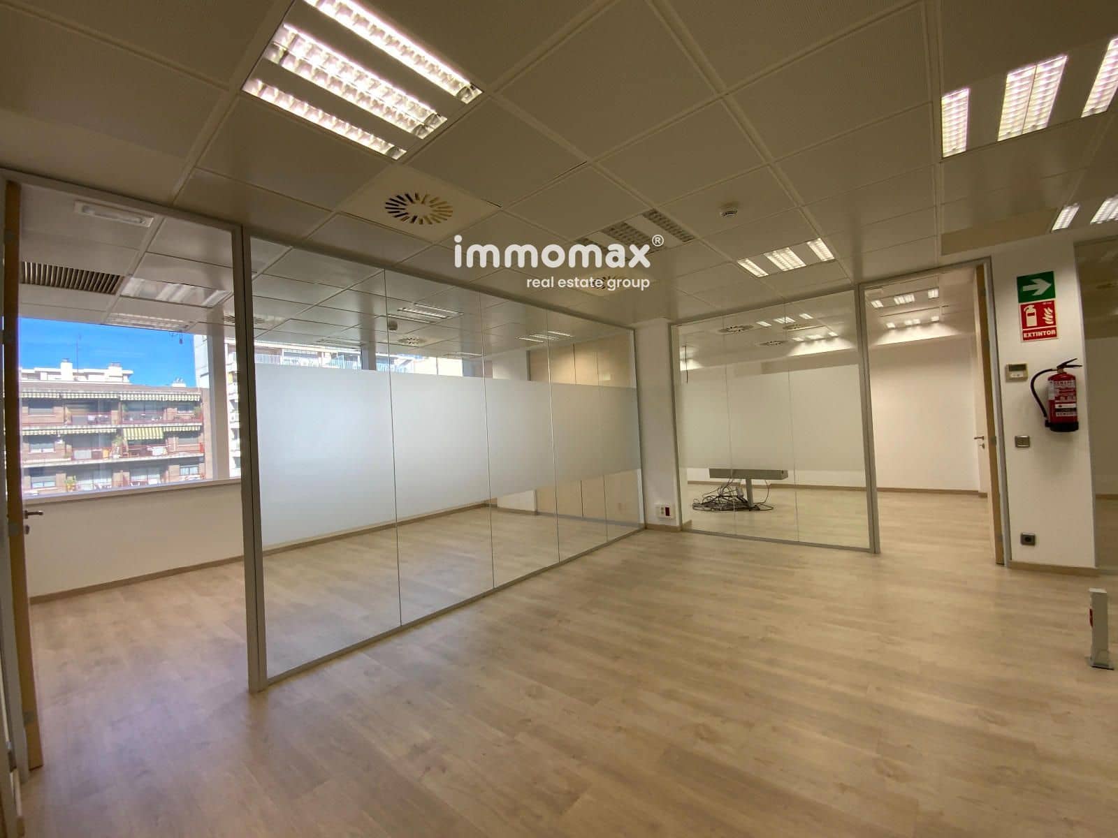 Toimisto vuokrattavana paikassa Barcelona kaupunki - 7 334 € (Ref: 9778639)