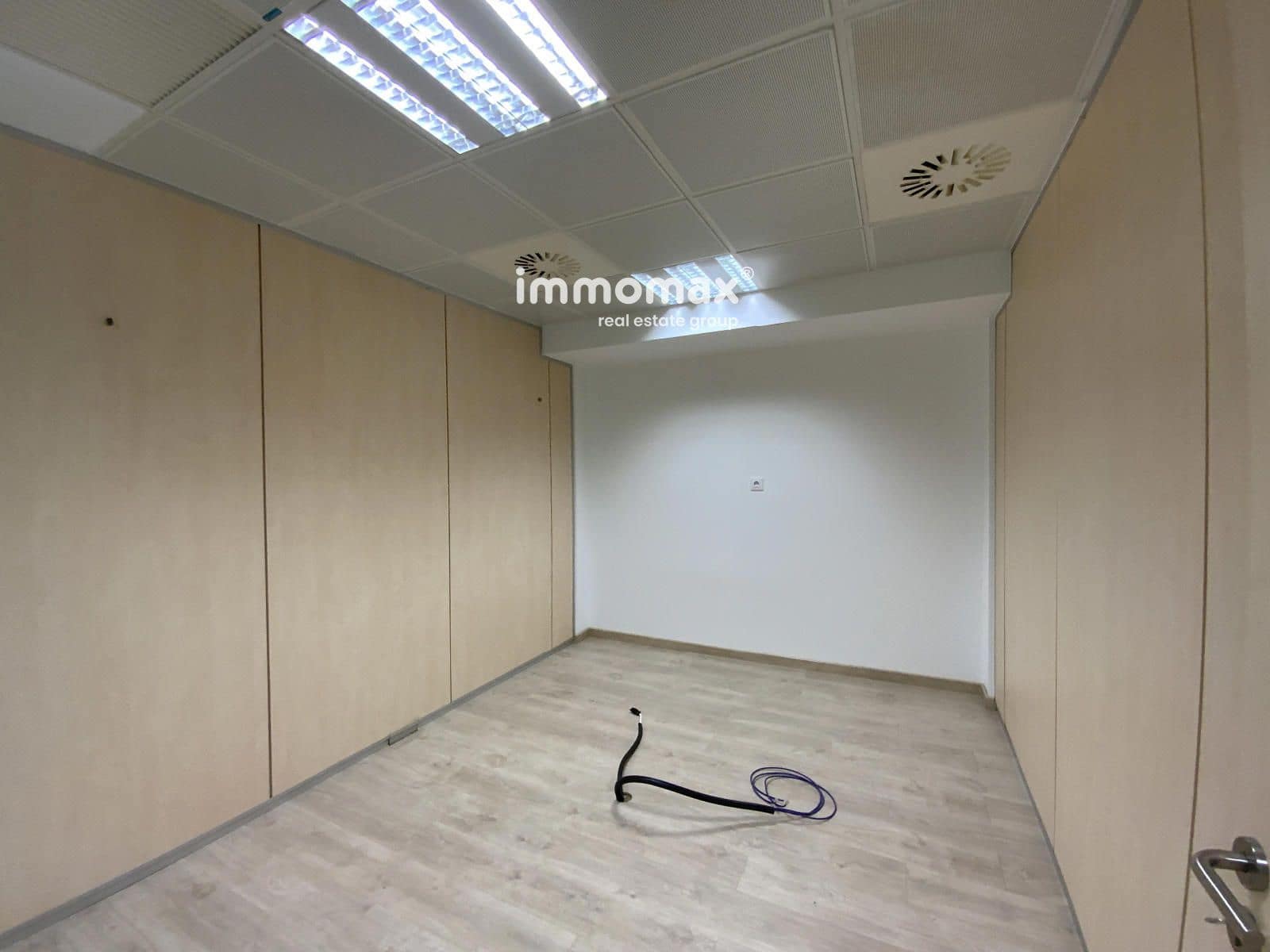 Toimisto vuokrattavana paikassa Barcelona kaupunki - 7 334 € (Ref: 9778639)