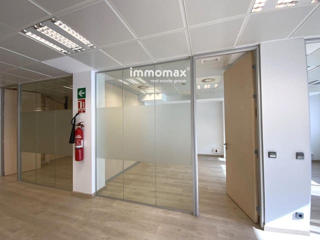 Toimisto vuokrattavana paikassa Barcelona kaupunki - 7 334 € (Ref: 9778639)