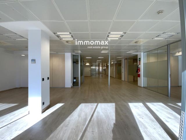 Toimisto vuokrattavana paikassa Barcelona kaupunki - 7 334 € (Ref: 9778639)