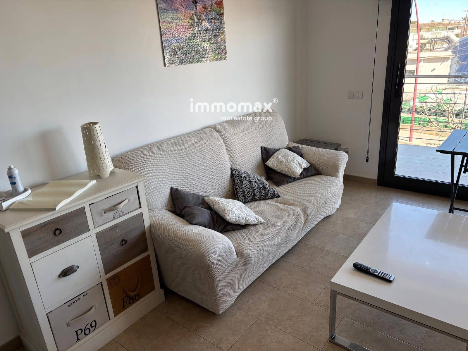 2 bedroom Flat for sale in L'Escala with garage - € 325,000 (Ref: 9780790)