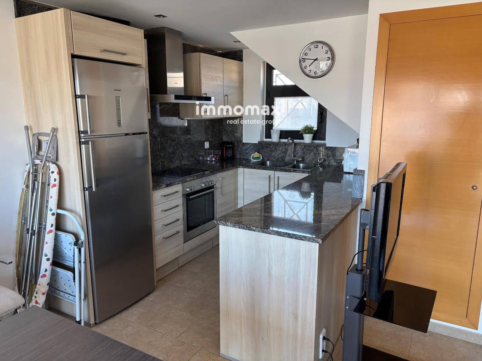 2 bedroom Flat for sale in L'Escala with garage - € 325,000 (Ref: 9780790)