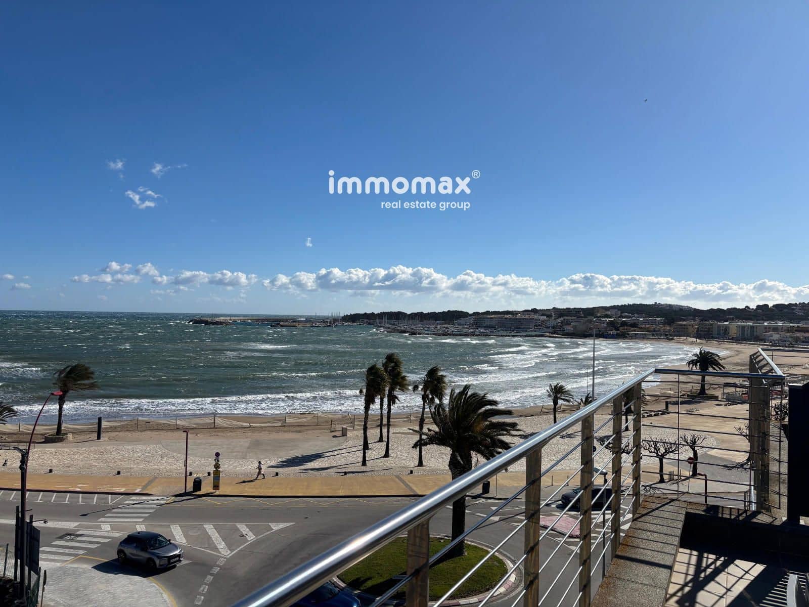 2 bedroom Flat for sale in L'Escala with garage - € 325,000 (Ref: 9780790)