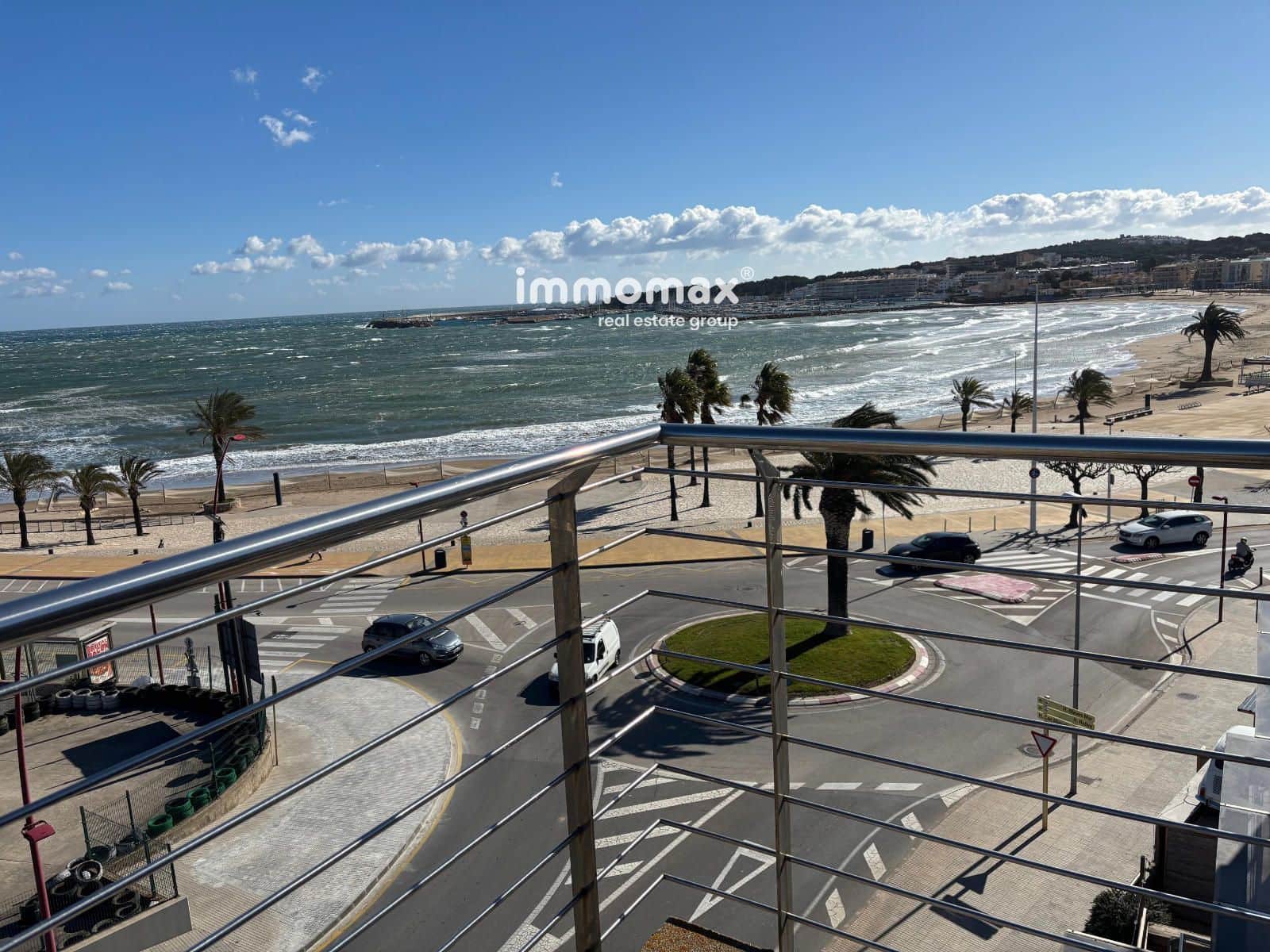 2 bedroom Flat for sale in L'Escala with garage - € 325,000 (Ref: 9780790)