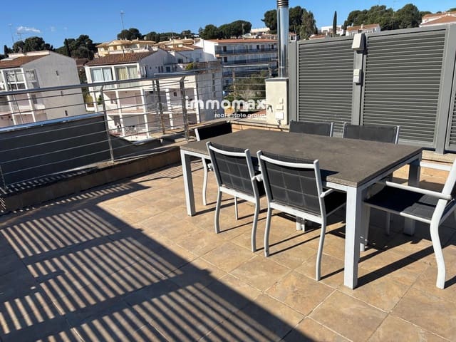 Piso de 2 habitaciones en L'Escala en venta con garaje - 325.000 € (Ref: 9780790)