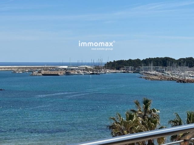2 bedroom Flat for sale in L'Escala with garage - € 295,000 (Ref: 9780790)