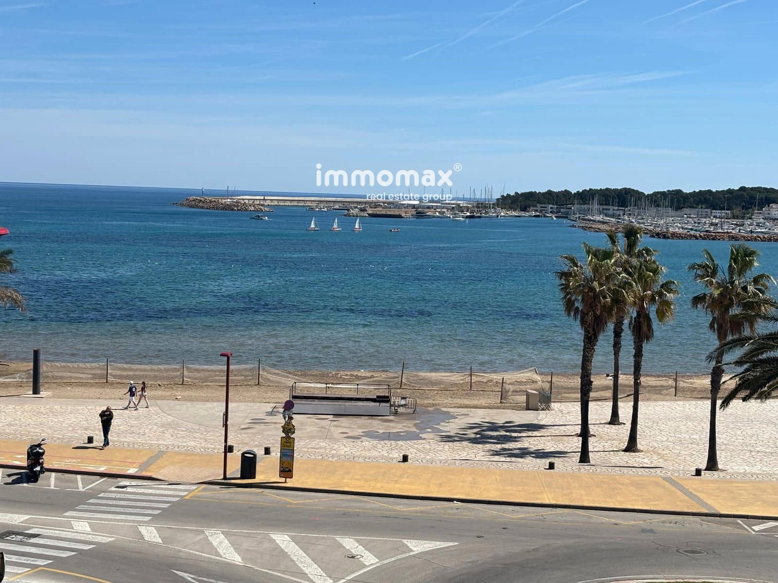 2 slaapkamer Flat te koop in L'Escala met garage - € 295.000 (Ref: 9780790)