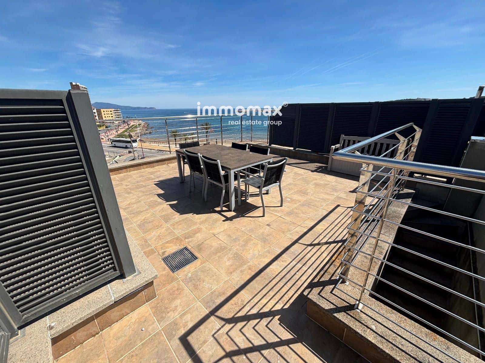 2 slaapkamer Flat te koop in L'Escala met garage - € 295.000 (Ref: 9780790)