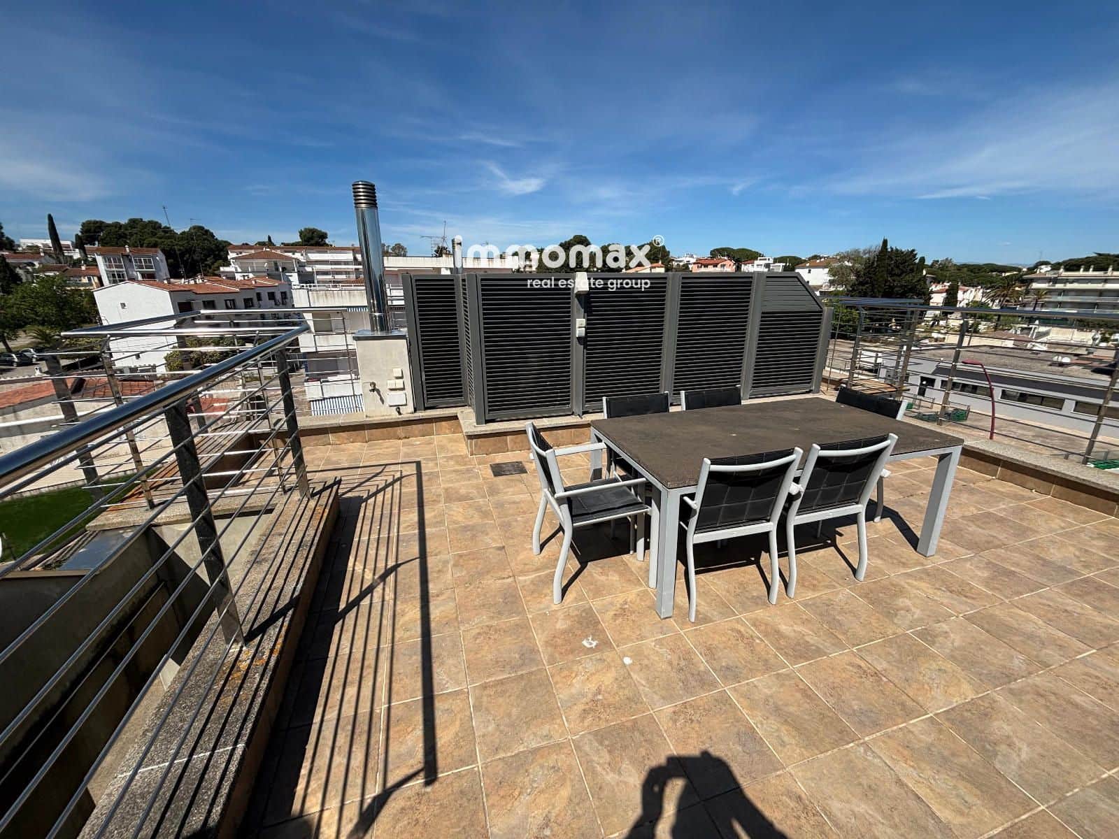 2 slaapkamer Flat te koop in L'Escala met garage - € 295.000 (Ref: 9780790)