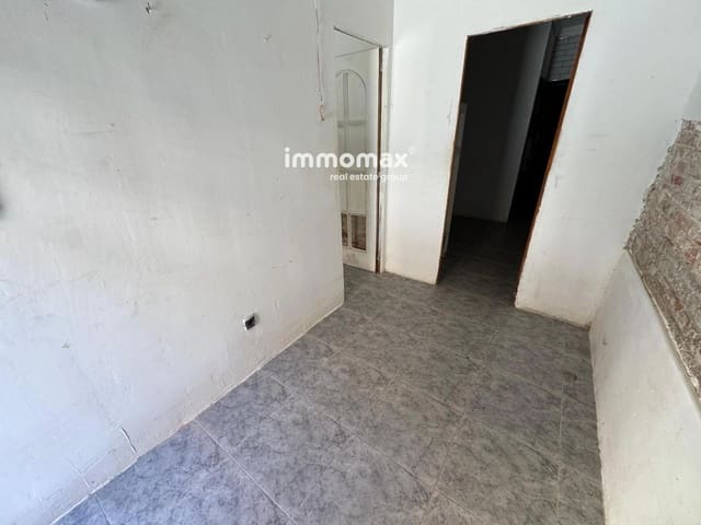 2 soveværelse Lejlighed til salg i El Prat de Llobregat - € 129.000 (Ref: 9784467)